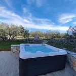 Peaceful Olea Oblica * Primošten